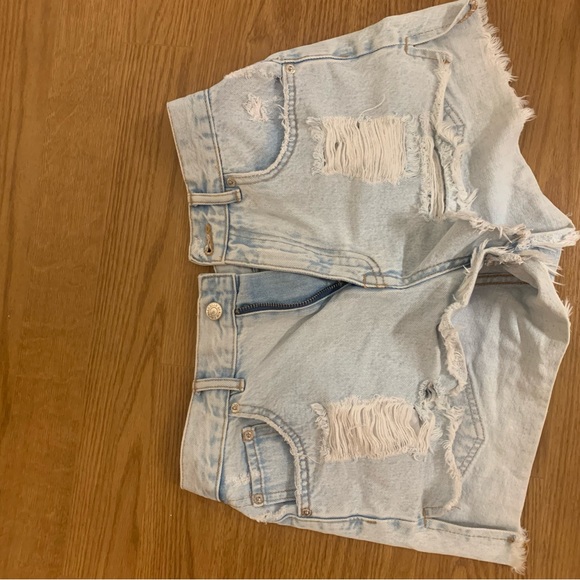 PULL&BEAR JEANS SHORT - Picture 2 of 2